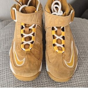 Air Griffey Max 1 Wheat Polen D06684-700 Young Boy & Girls Size 5Y